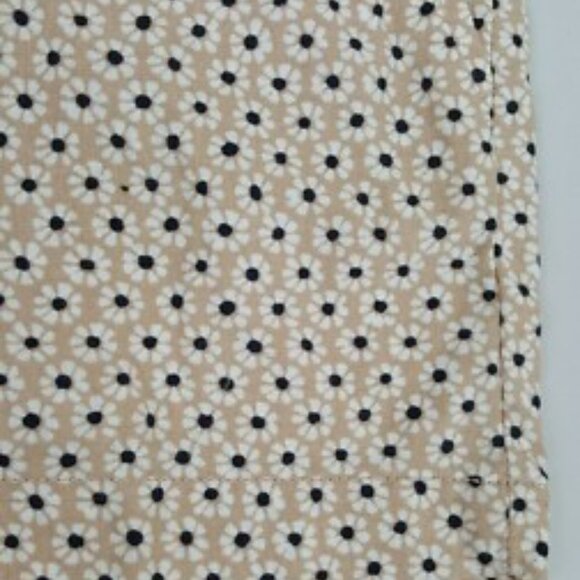 NWOT Ann Taylor Loft Riviera Multi-Color Floral Daisy Print Shorts 8 - Picture 9 of 11